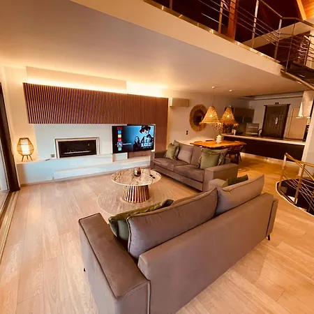Luxury Dom كافالا